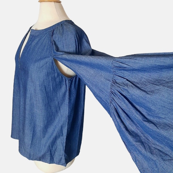 BCBG Max Azria Suzie Cutout Bell Sleeve Chambray Top - Size Small - Picture 3 of 11